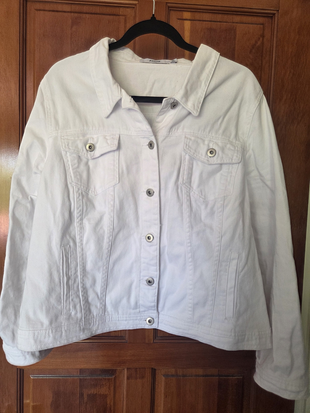 JustFab White Button-Front Denim Jacket